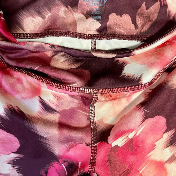 Old Navy active wear legging, youth girls, flowery 🌺 pattern - Picture 4 of 4